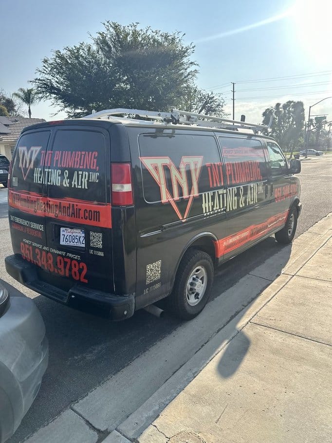 tnt plumbing van